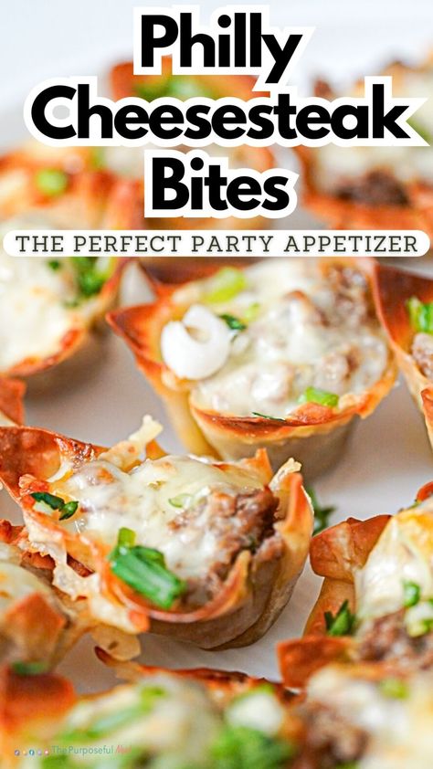 Make the most delicious Philly Cheesesteak Bites using wonton wrappers with this easy recipe. The perfect party appetizer. Cheesesteak Bites, Wonton Wrapper Recipes Appetizers, Wonton Bites, Wonton Cups Appetizers, Best Philly Cheesesteak, Wonton Wrapper Recipes, Wonton Cups, Sliced Roast Beef, Wonton Recipes