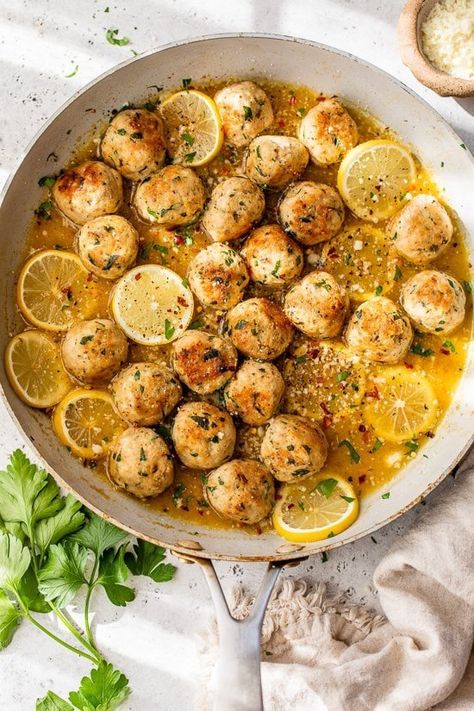 Chicken Romano Meatballs, Chicken Romano, Lemon White Wine Sauce, Chicken Meatball Recipes, Romano Cheese, Chicken Meatballs, Skinny Taste Recipes, Think Food, Food Tasting