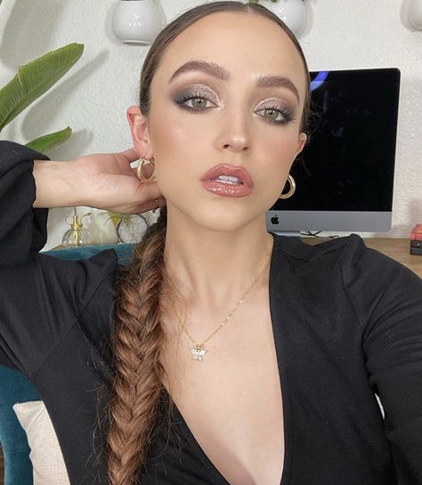 @kathleenlights shared a photo on Instagram: “a cool toned smokey eye? who is she 😂 ✨have you guys seen my video on the new @colourpopcosmetics MULAN collection?! I’m wearing most of it…” • Mar 22, 2020 at 10:17pm UTC Kathleen Lights Makeup, Lights Makeup, Kathleen Lights, Who Is She, Slick Hairstyles, Cool Tones, Mulan, Smokey Eye, Makeup Nails