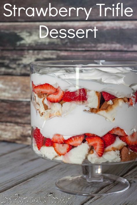 Desserts Trifle, Angel Food Cake Trifle, Gooey Desserts, Maggie Beer, Strawberry Angel Food Cake, Angel Food Cake Desserts, Cool Whip Desserts, Trifle Recipes, Summer Pudding