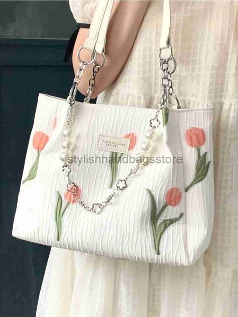 none My Style Bags, French Women Style, Zippers Fashion, Trend 2024, Pearl Bag, Floral Bags, Flower Bag, The Tote Bag, Pretty Bags