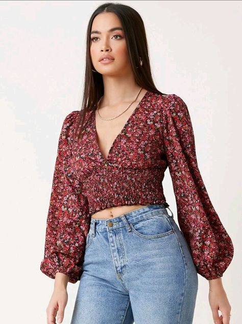 Crop Tops Designs For Jeans, Crop Blouse Outfit, Tops Designs For Jeans, Blouses Outfit, Fancy Crop Top, Romantic Essence, Ditsy Floral Top, Blouse Tops Designs, Myanmar Clothes