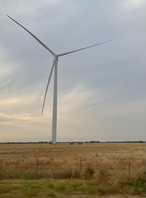 Wind Turbine Aesthetic, Midwest Wallpaper, Windmills Aesthetic, Windmill Aesthetic, Midwest Core, Accurate Angels, Midwest Aesthetic, Aesthetic Field, Midwest Summer