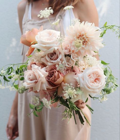 Peach Wedding Bouquet, Bridal Bouquet Spring, Gorgeous Wedding Bouquet, Dusty Rose Wedding, Bridal Bouquet Flowers, Pink Wedding Flowers, Wedding Flower Inspiration, Peach Wedding, Wedding Bridal Bouquets