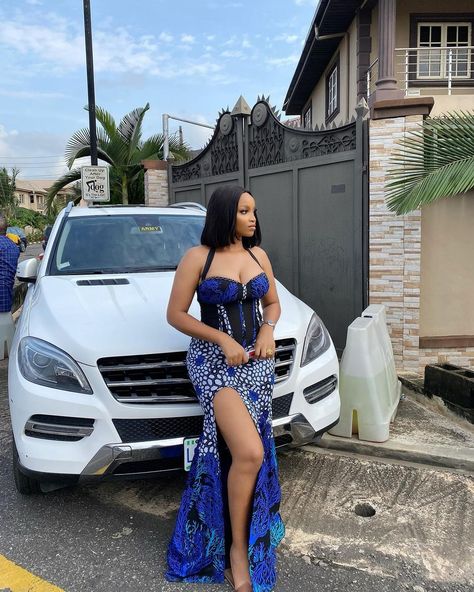 Owanbe Styles For Ankara Corset, African Dress Prom, Blue Ankara Dress Styles, Corset Ankara Styles, Ankara Corset Dress Styles, Blue Ankara Dress, Ankara Corset Gown, Ankara Corset, Blue Ankara