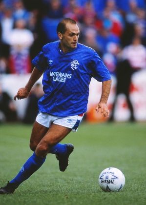 Ray Wilkins of Rangers in 1988. Ray Wilkins, Glasgow Rangers Fc, Glasgow Rangers, Rangers Fc, Glasgow, Running