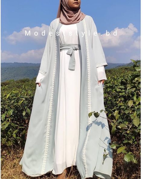 Stylish Abaya Designs Dubai, Arabic Abaya, Stella Fashion, Latest Abaya, Abaya Collection, Abaya Designs Latest, Abaya Outfit, Abaya Design, Dubai Style