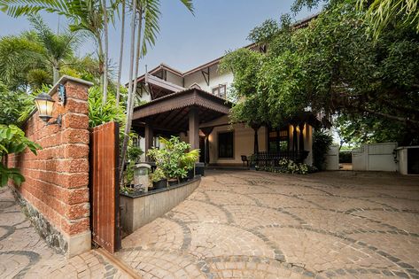 Entry Pathway, Kerala Style House, Green Courtyard, Chennai City, Granite Paving, House Outer Design, Bungalow Exterior, Independent House, Kerala House Design