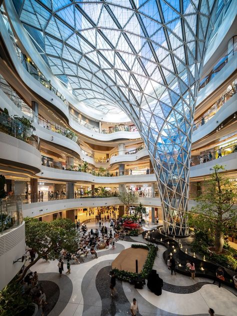 Aedas-designed Xi’an Lovi Center opens to public | Indesign Live: Interior Design and Architecture Plaza Design Architecture Public Spaces, Open Mall Design, Atrium Design Architecture, Mall Interior Design, Interior Atrium, Shopping Center Architecture, Kandahar Afghanistan, Interactive Backgrounds, Hotel Facilities