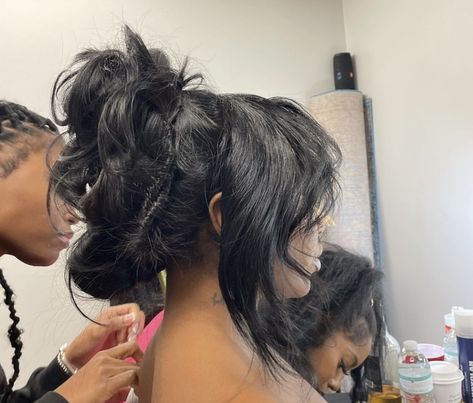 Messy Ponytail Hairstyles, Twisted Hair, Messy Ponytail, Hairstyle Tutorials, Long Hairstyle, Hair Done, Hair Laid, Hair Ponytail Styles, Chic Hairstyles