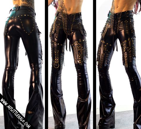 Ginger Outfits, 70s Rockstar, Goth Cowboy, Metal Pants, Hippie Cowgirl, Halo Collection, Heavy Metal Fashion, Fashion Alternative, Cyberpunk Fashion