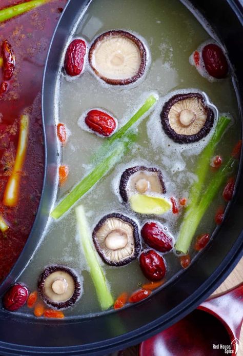 Hot Pot Recipe Broth, Asian Hot Pot Recipe, Hot Pot Broth, Soup Base Recipe, Spicy Broth, Food Competition, Hot Pot Recipe, Chinese Pork, Cantonese Food