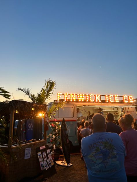 Beach, sunset, summer, snow cones, food truck, aesthetic Beach Food Truck, Food Truck Aesthetic, Beach Truck, Truck Aesthetic, Trailer Design, Summer Snow, Coffee Trailer, Food Truck Festival, Beach Meals