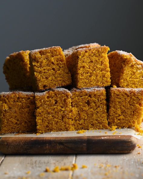 Everyday Pumpkin Cake Pumpkin Cookie Bars, Brown Butter Cake, Pumpkin Cookie, Cake Mug, Pumpkin Cake Recipes, Pound Cake Recipes, Food Test, Moist Cakes, Pumpkin Cookies