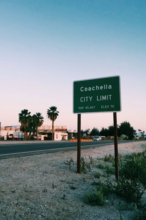 Coachella Aesthetic Wallpaper, Coachella Sign, Coachella Background, Coachella Decor, Coachella Wallpaper, Coachella Vip, 2016 Baddie, Dior Poison Perfume, Coachella 2025