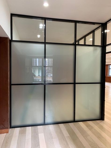 Glass Office Partitions, Glass Partition Wall, Office Dividers, Glass Room Divider, Bongkar Pasang, Diy Room Divider, Divider Design, Deco Studio, Glass Office