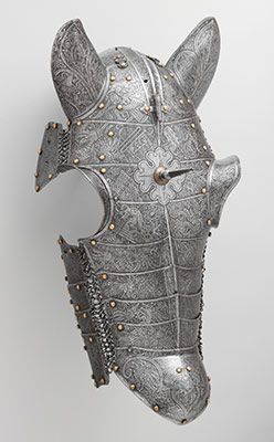 Shaffron Museum Statues, Medieval Horse, Ancient Armor, Horse Armor, Luxor Egypt, Knight Armor, Arm Armor, Suit Of Armor, Classic Image