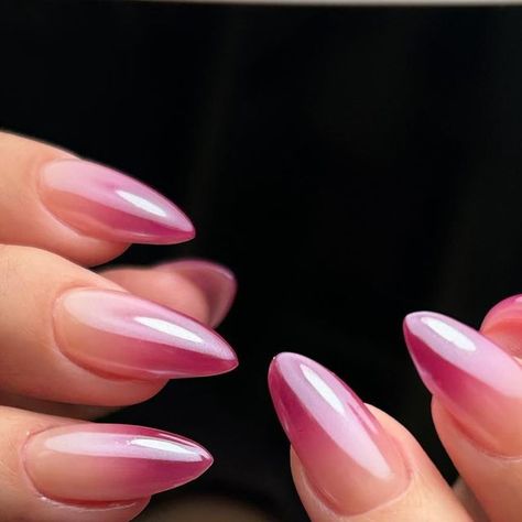 Gradient Natural Nails, Ombré Glazed Nails, Pink Amber Nails, Ombre Fire Nails, Crome Nails Design Ombre Pink, Ombré Nails With Heart, Glazed Ombre Nails, Ombre Glazed Nails, Pink Ombre Chrome Nails