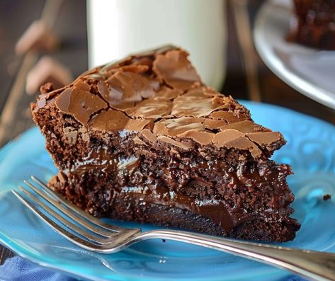 Chocolate Ooey Gooey Cake - Chocolate Ooey Gooey Cake, Ooey Gooey Chocolate Cake, Ooey Gooey Cake, Best Bread Pudding Recipe, Gooey Chocolate Cake, Gooey Cake, Sweet Temptation, Gooey Butter Cake, Chocolate Butter