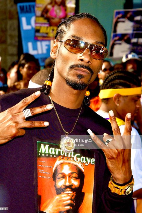 Early 00s Aesthetic, Snoop Dogg 90s, 2000s Rap Aesthetic, Tupac Wallpaper, 90s Rappers, Looks Hip Hop, Snoop Dog, Bet Awards, Rap Aesthetic