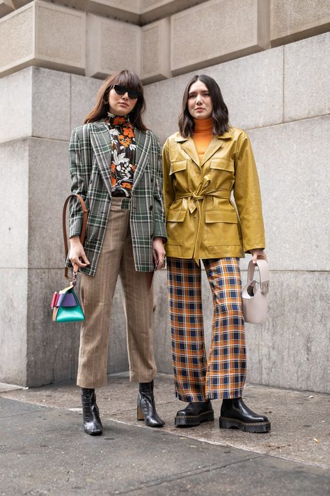 Outfit Ideas: The Best Street Style From Fall 2019 New York Fashion Week - Glamour Eclectic Outfits, Mix & Match, New York Outfits, Quirky Fashion, Eclectic Fashion, Cool Street Fashion, Fashion Week Street Style, 가을 패션, Mode Vintage