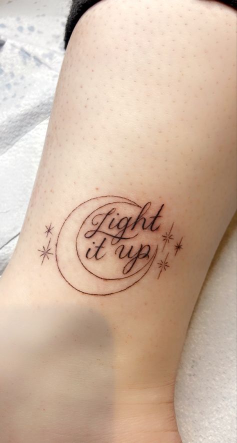 Bookish tattoo, ankle tattoo, small tattoo, moon tattoo, sarah J Maas., a house of earth and blood, crescent city Crescent City Tattoo Ideas, Crescent City Tattoo, Quote Tattoo Ideas, Book Inspired Tattoos, Sjm Universe, Tattoo Cute, Bookish Tattoos, Court Of Mist And Fury, Army Tattoos