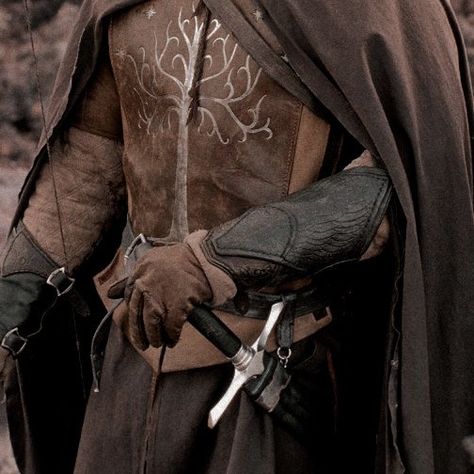 Elf Ranger Aesthetic, Fantasy Ranger Aesthetic, Elf Prince Aesthetic, Forest Elf Aesthetic Male, Archer Aesthetic Male, Dunedain Ranger Aesthetic, Male Warrior Aesthetic, Ranger Aesthetic Dnd Female, Male Elf Aesthetic