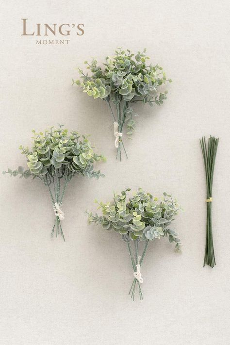 Amazon.com: Ling's moment Artificial Eucalyptus Greenery Spray Centerpiece Stem for DIY Wedding Bouquet and Table Centerpieces Arrangement Decoration (Flocking Eucalyptus): Kitchen & Dining Terracota Wedding, Spiral Eucalyptus, Banyan Leaf, Diy Greenery, Wedding Flowers Greenery, Wedding Setup, Mulberry Leaf, White Ranunculus, Handmade Bouquets