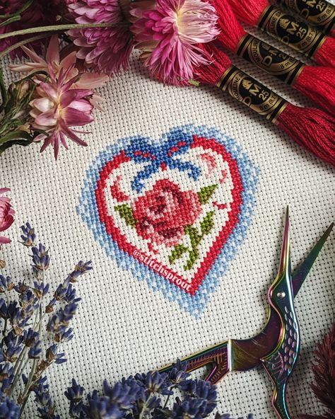 💌❤️‍🔥𝘕𝘦𝘸 𝘱𝘢𝘵𝘵𝘦𝘳𝘯 𝘳𝘦𝘭𝘦𝘢𝘴𝘦❤️‍🔥💌 Inspired by the use of soft powder blues & vivid reds of vintage Victorian valentine cards!! This lil cutie is now available. Stitch it for yourself (because u deserve cute things) or gift it to someone who appreciates how long it takes to stab fabric until something appears!!! 🎉✨ ✨𝘗𝘢𝘵𝘵𝘦𝘳𝘯 𝘢𝘷𝘢𝘪𝘭𝘢𝘣𝘭𝘦 𝘰𝘯 𝘮𝘺 𝘌𝘵𝘴𝘺 𝘴𝘵𝘰𝘳𝘦, 𝘭𝘪𝘯𝘬 𝘪𝘯 𝘣𝘪𝘰✨ Gothic Cross Stitch, Romantic Cross Stitch, Victorian Cross Stitch, Pokemon Cross Stitch Patterns, Pokemon Cross Stitch, Victorian Valentines, Gothic Cross, Embroidery Vintage, Gothic Crosses