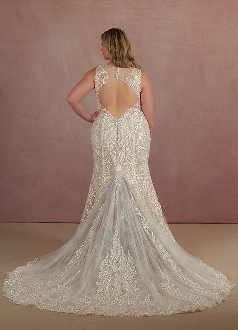 Cruise Wedding Dress, Plus Size Wedding Dresses Curvy Bride, Clean Wedding Dress, White Lace Gown, Different Wedding Dresses, Plus Wedding Dresses, Wedding Gown Styles, Azazie Dresses, White Wedding Gowns