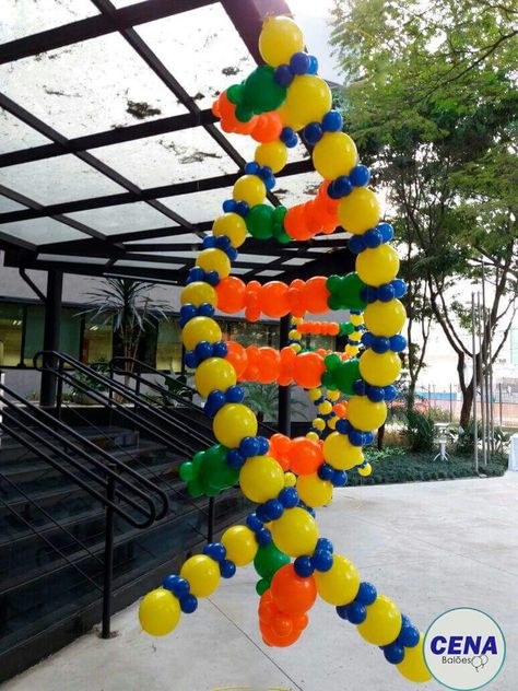 Biology Party Decorations, Science Balloon Decorations, Science Expo Decoration Ideas, Science Exhibition School Decoration Ideas, Science Event Decor, Biology Lab Decoration Ideas, Science Fair Decoration Ideas, Science Fest Decoration Ideas, Science Door Decorations