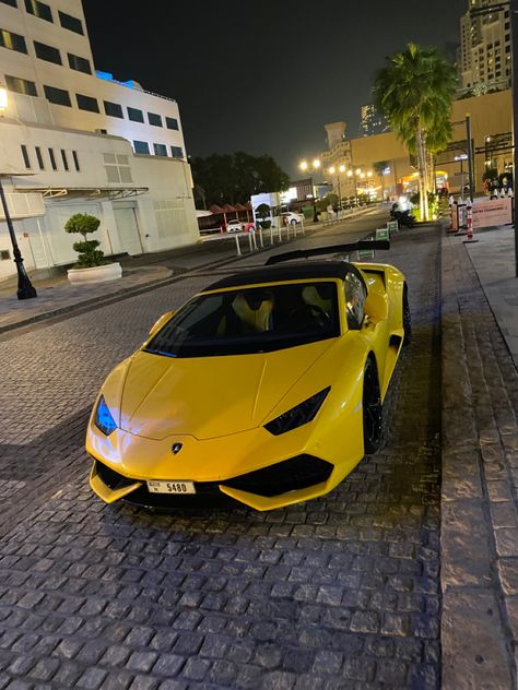 Midnight Club, Dubai Cars, Living In Dubai, Luxury Car Dealership, Exotic Sports Cars, Car Bike, Dream Lifestyle, Travel Wanderlust, Car Dealership