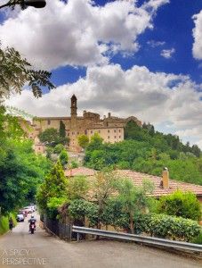 Tuscany, Italy: The Hill Towns on ASpicyPerspective.com #travel #italy #traveltuesday #tuscany Tuscan Architecture, A Spicy Perspective, Under The Tuscan Sun, Travel Italy, Tuscany Italy, The Hill, Magical Places, Best Vacations, Tuscany