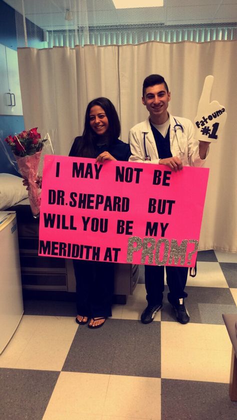 Promposal the Greys Anatomy way Cute Hoco Proposals, Cute Promposals, Prom Posters, Cute Homecoming Proposals, Cute Prom Proposals, Asking To Prom, Dance Proposal, Prom Goals, High School Dance