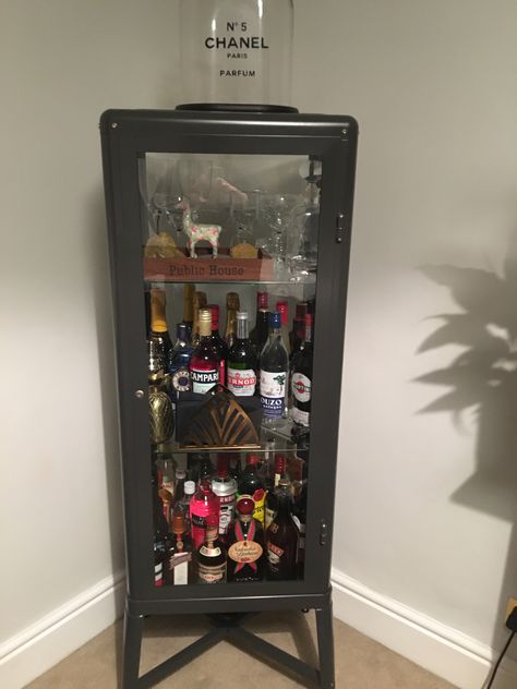 Ikea Cocktail Cabinet, Ikea Drinks Cabinet, Alcohol Storage Ideas, Alcohol Cabinet Ideas, Liquor Cabinet Ikea, Booze Cabinet, Alcohol Cabinet, Alcohol Storage, Drink Cabinet