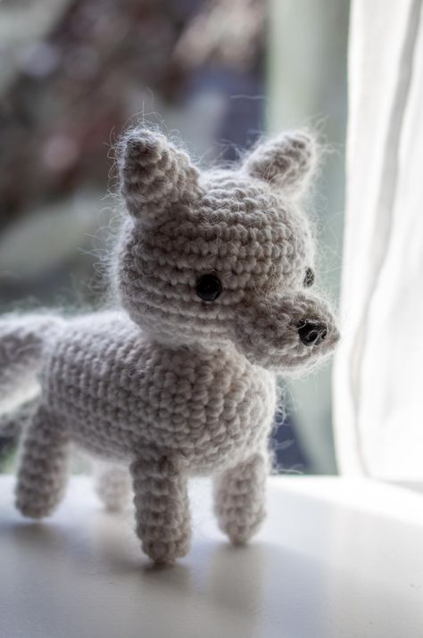 Amigurumi Arctic Fox Crochet pattern by TextileLeopard2 Arctic Fox Crochet, Fox Crochet Pattern, Fox Crochet, Arctic Fox, Winter Crafts, Textile Artists, Knit Outfit, Pattern Crochet, Yarn Crafts