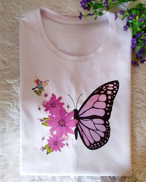 Fabric Painting Butterfly Designs, Art On Clothes Paint, Butterfly Fabric Painting, Draw On Shirt, Fabric Paint Shirt, Saree Painting Designs, Butterfly Project, Shirt Painting, Janmashtami Decoration