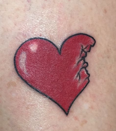 Piece Of My Heart Tattoo, My Heart Tattoo, Easy Graffiti Drawings, Small Heart Tattoos, Remembrance Tattoos, Ancient Tattoo, Devil Tattoo, Pyrography Patterns, Tattoo Outline Drawing