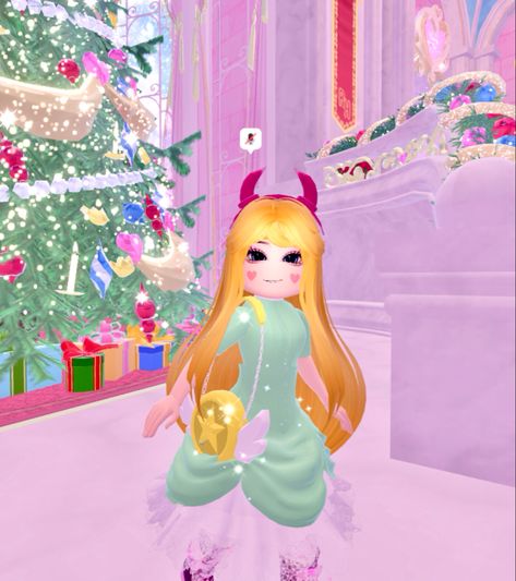 Royale High Good Vs Evil, Royal High Christmas Outfits, Good Vs Evil, Roblox Image Ids, The Forces Of Evil, Aesthetic Roblox Royale High Outfits, Royal Clothing, Royale High, Christmas Outfits