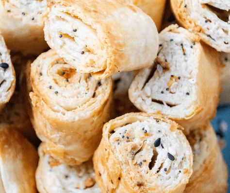 Air Fryer Everything Bagel Roll-Ups - Fork To Spoon Everything Bagel Pinwheels, Tortilla Bagel Bites Air Fryer, Cream Cheese Tortilla Roll Ups Air Fryer, Air Fryer Tortilla Roll Ups, Air Fryer Roll Ups, Tortilla Roll Ups Appetizers, Keto Everything Bagel, Keto Everything, Air Fryer Keto