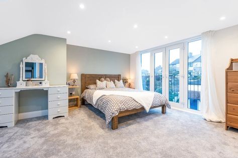 Rear Dormer Loft Conversion Kent, Orchard Road | Simply Loft Small Loft Conversion, Loft Conversion Windows, Loft Conversion Ideas, Loft Conversion Design, Loft Conversion Bedroom, Dormer Loft Conversion, Ensuite Shower Room, Loft Conversions, Loft Bathroom