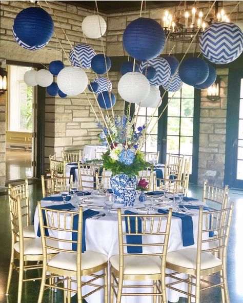 Blue Dinner Party Decor, Dark Blue And White Party Decor, Blue And White Luncheon Decor, Denim Dinner Party, Blue And White Brunch Table, Blue Birthday Dinner Decor, Prom Dinner At Home Ideas, Blue Bridal Shower Decorations, Greek Party Theme