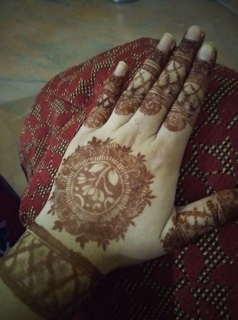 Hand Henna, Mehndi Designs, Hand Tattoos, Henna, Tattoos, Design