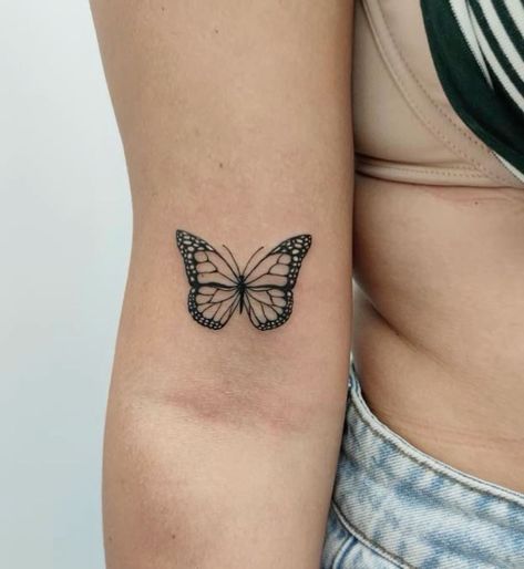 Black Woman Butterfly Tattoo, Monarch Butterfly Arm Tattoo, Medium Butterfly Tattoo, Butterfly Bicep Tattoo Women, Mini Butterfly Tattoo Simple, Different Butterfly Tattoo Designs, Butterfly Tattoo On Bicep, Bicep Butterfly Tattoo, Tattoo On Forearm For Women