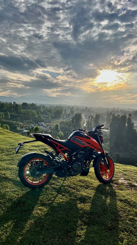 Duke200 Ktm Duke 200 Wallpaper, Duke 200 Wallpaper, Duke Wallpaper, Ktm 200 Duke, Duke Photos, Night Rides Car, Ktm 200, Black Emoji, Duke 200