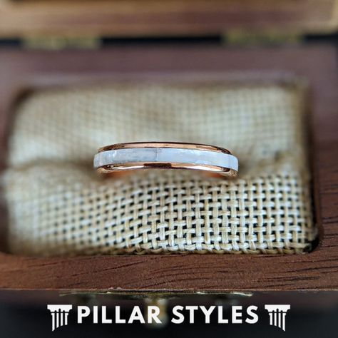 Unique Yellow Gold Ring, Cool Mens Wedding Bands, Mens Silver Wedding Bands, Pearl Wedding Bands, Mother Of Pearl Ring, Rose Gold Wedding Band, Rose Gold Tungsten, Mens Gold Wedding Band, Mens Wedding Bands Tungsten