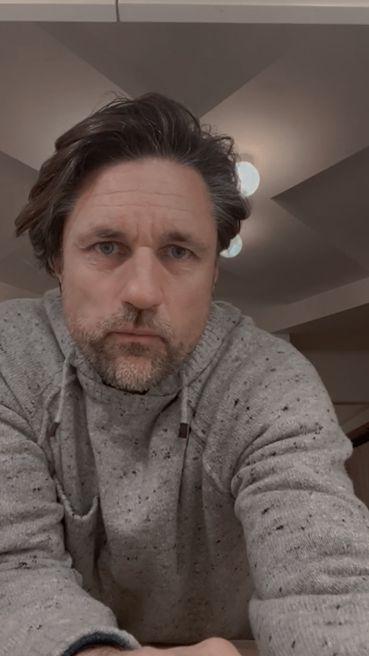 Martin Henderson The Ring, Martin Henderson Selfie, Jack Sheridan, Steve Martin And Martin Short, Boy Snaps, Boy Snaps Pic, Martin Henderson, Virgin River, How To Get Clients