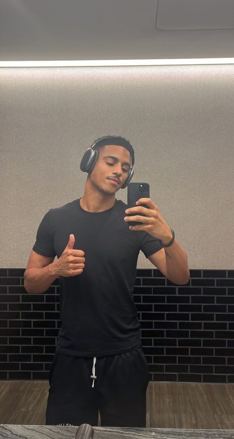 Keith Powers, Hottest Guy Ever, Attractive Guys, Celebrity Crush, Black Men, A Man, Actresses, Instagram Photos, Instagram