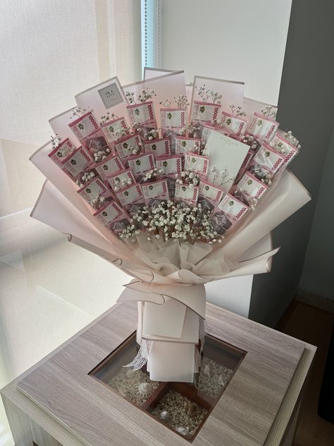 Money Bouquet 100 Dollar Bills, Money Bucket Flower Rupiah, Big Money Bouquet, Bucket Uang 5 Ribu, Money Bucket Flower, Bouqet Uang, Money Bouquet Aesthetic, Money Buket, Bucket Uang