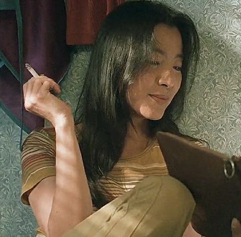 Michelle Yeoh 90s, Stunt Woman, Girl God, Michelle Yeoh, Comfort People, Fav Celebs, Art References, Dragon Age, Mom Outfits